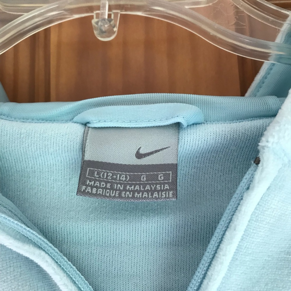 Nike sweatshirt - Picture 3 of 6